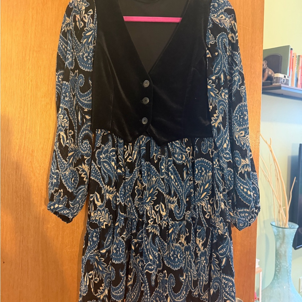 Zara Black Velvet Bodice Blue Paisley Long-Sleeve Tiered Dress